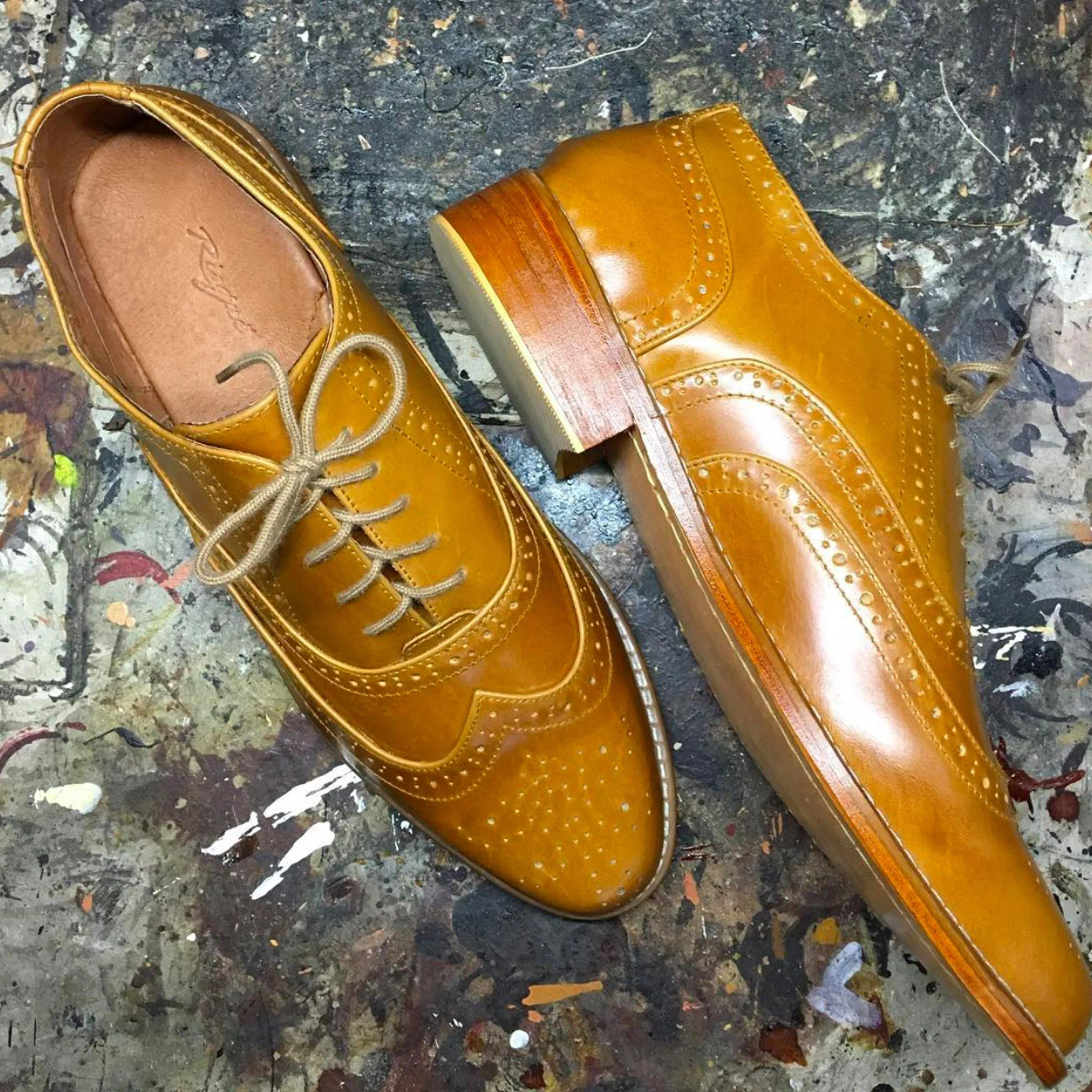 Basilio Wingtip Brogues