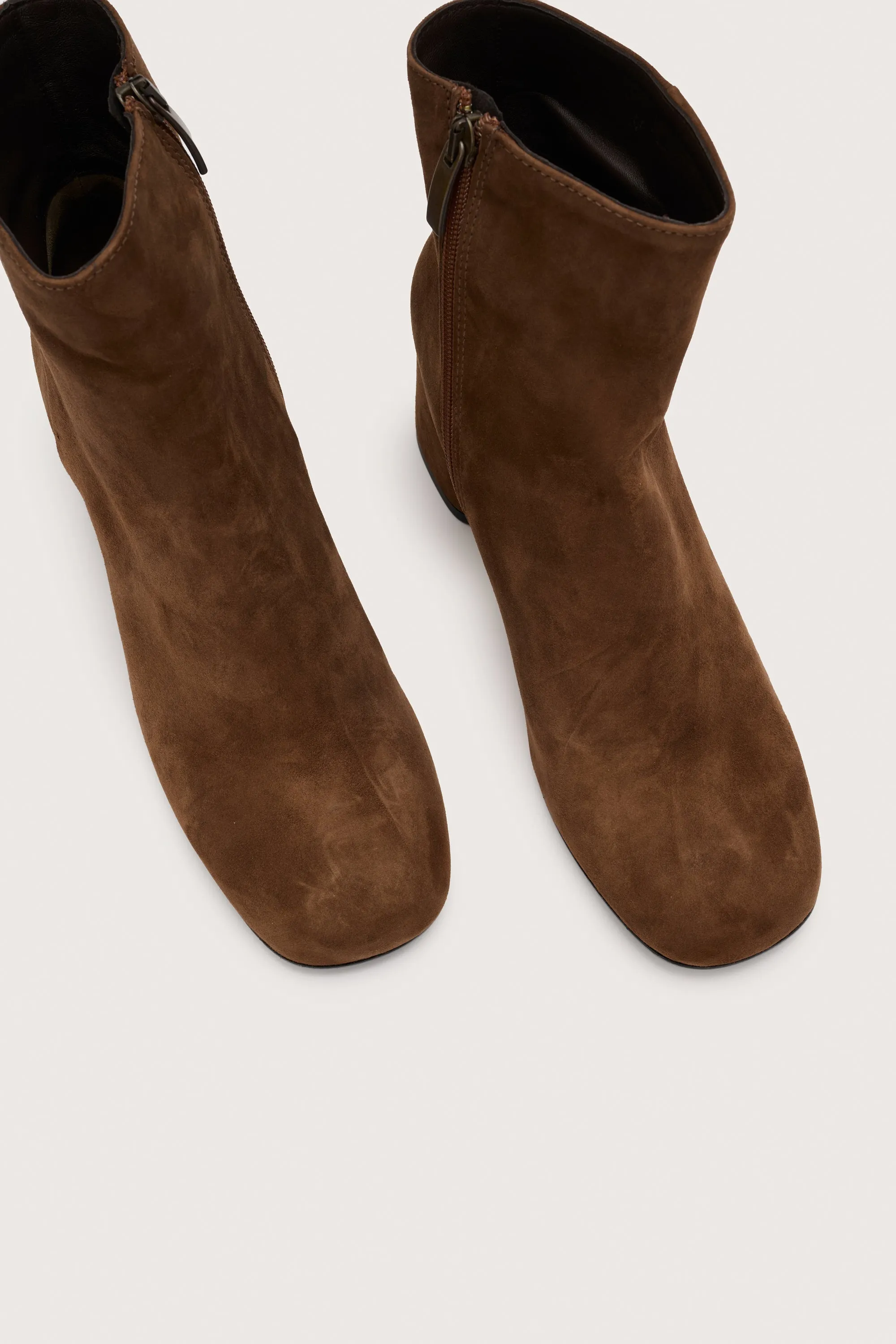 Juno Boot Coffee Suede