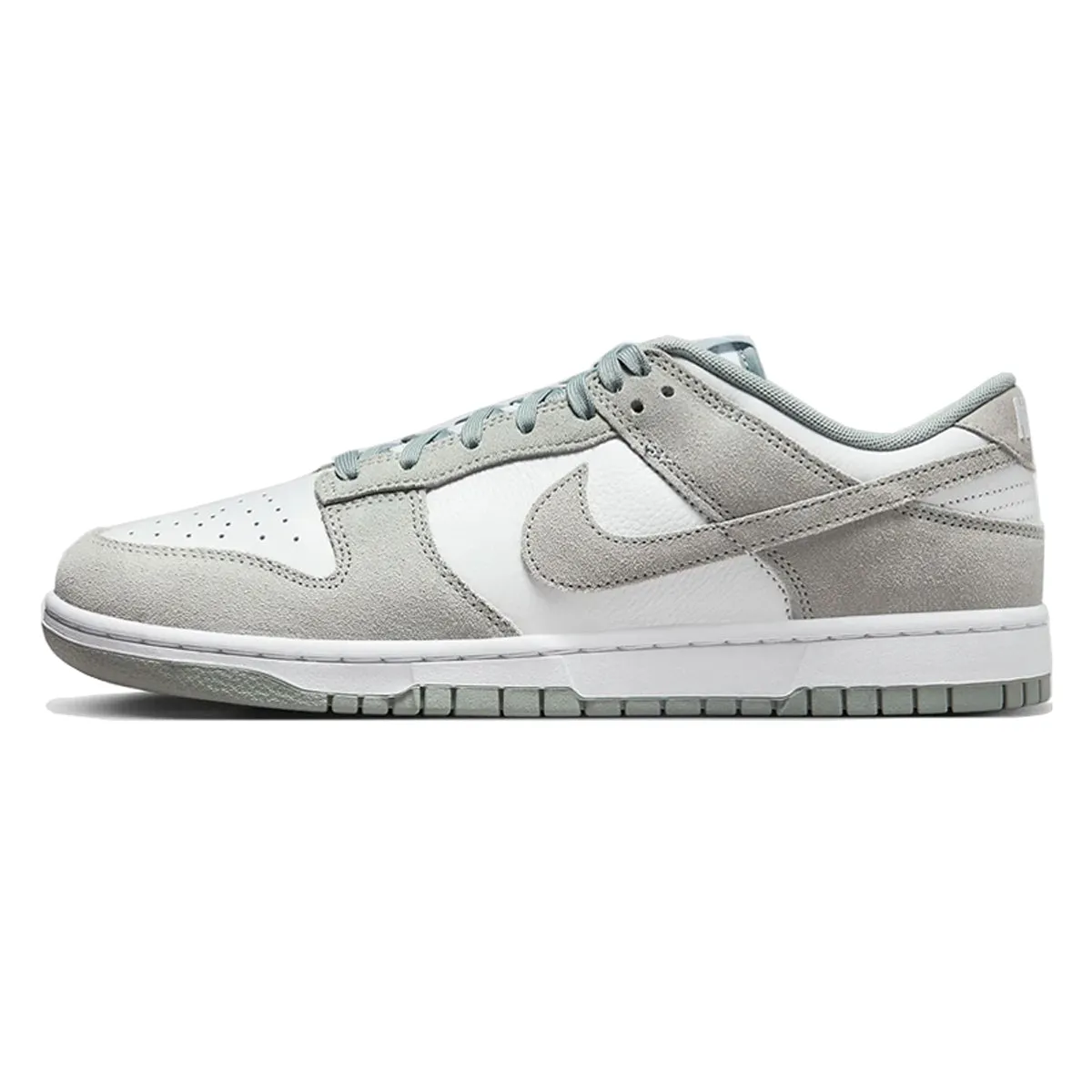 Nike Dunk Low SE